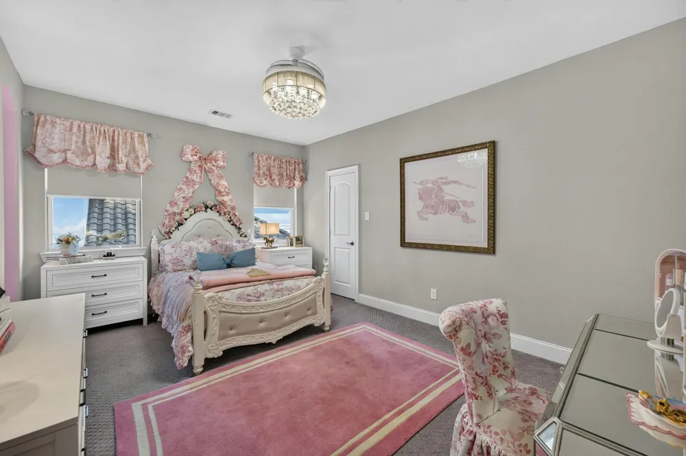 202 S Thatcher Bend Circle The Woodlands, TX 77389