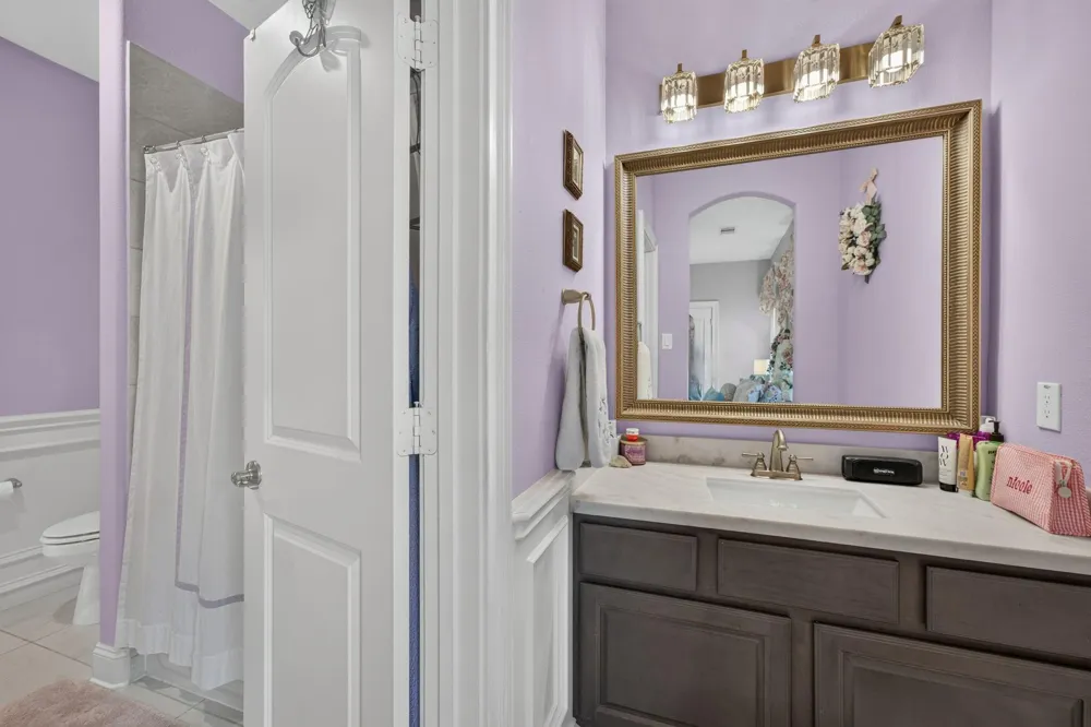 202 S Thatcher Bend Circle The Woodlands, TX 77389