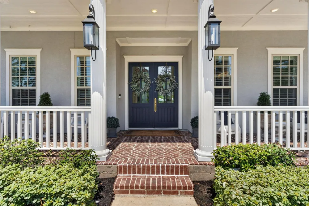 202 S Thatcher Bend Circle The Woodlands, TX 77389