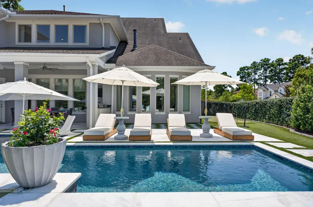202 S Thatcher Bend Circle The Woodlands, TX 77389
