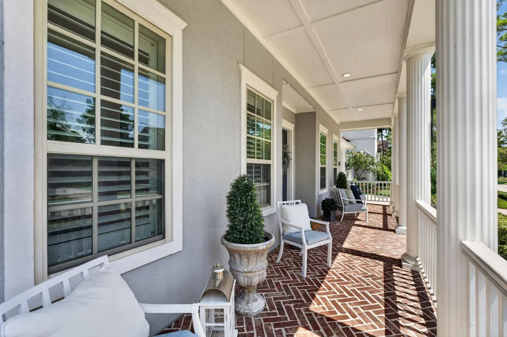 202 S Thatcher Bend Circle The Woodlands, TX 77389