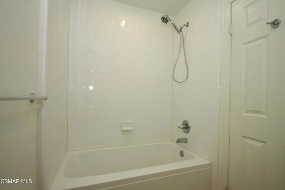 236 Via Antonio Newbury Park, CA 91320