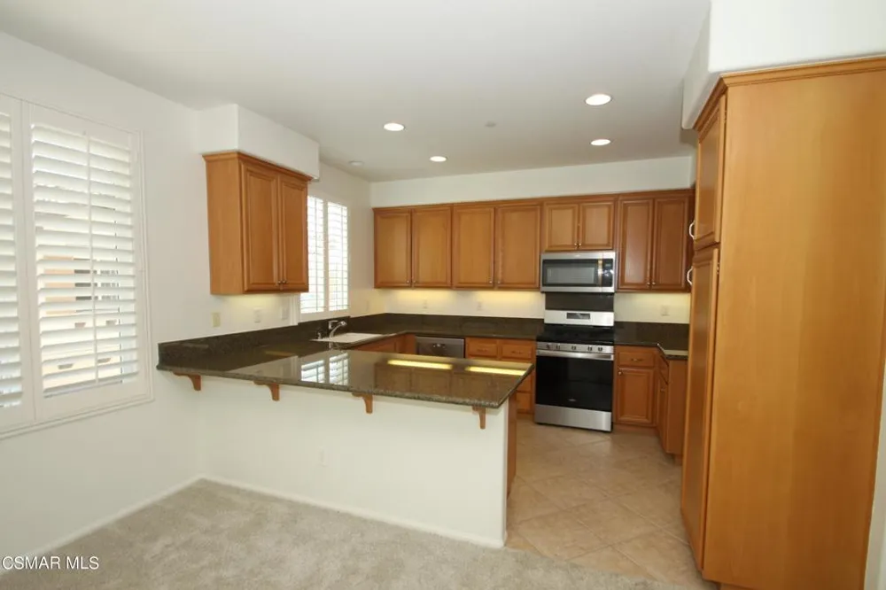 236 Via Antonio Newbury Park, CA 91320