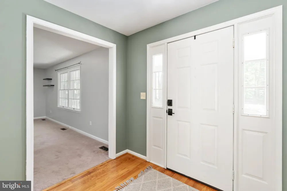 14377 FARMER DRIVE Woodford, VA 22580