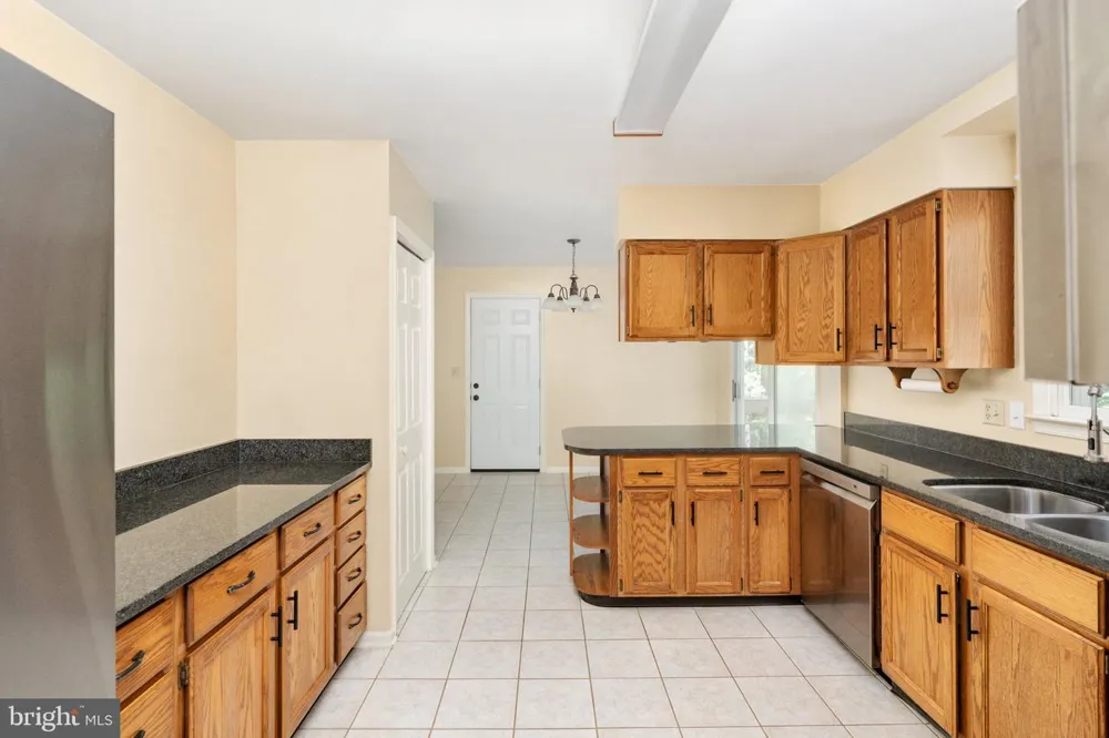 14377 FARMER DRIVE Woodford, VA 22580