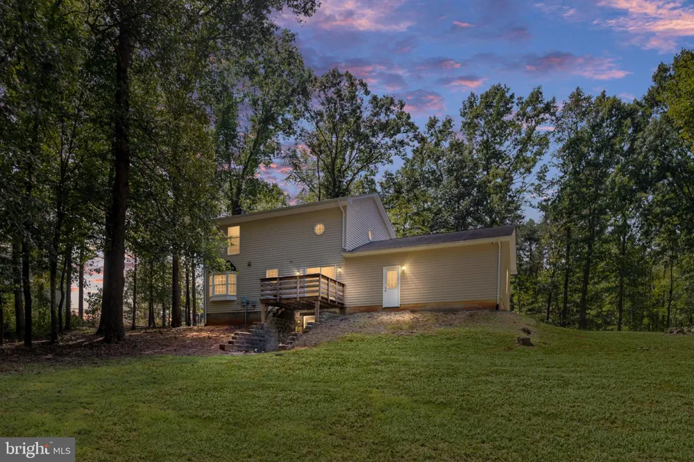 14377 FARMER DRIVE Woodford, VA 22580