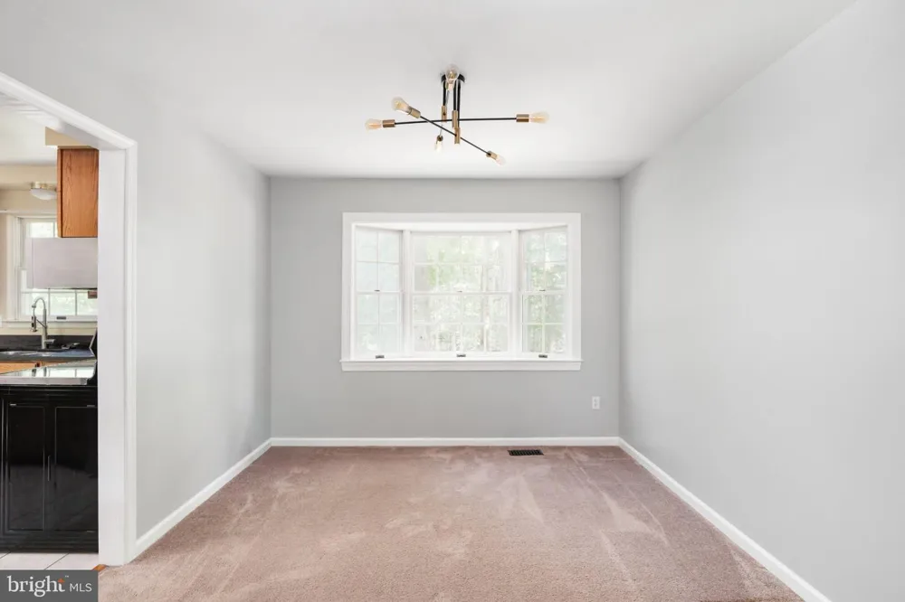 14377 FARMER DRIVE Woodford, VA 22580