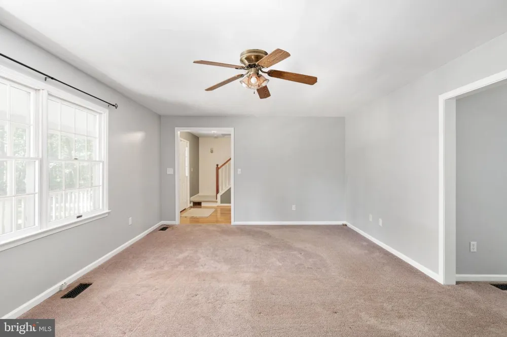 14377 FARMER DRIVE Woodford, VA 22580