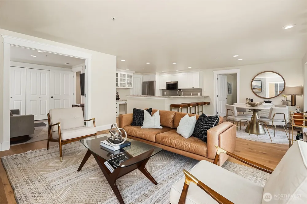 2334 Thorndyke Avenue W #301 Seattle, WA 98199