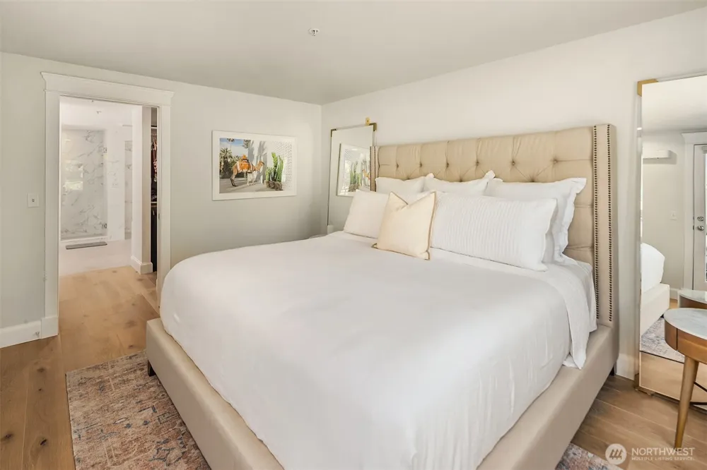 2334 Thorndyke Avenue W #301 Seattle, WA 98199
