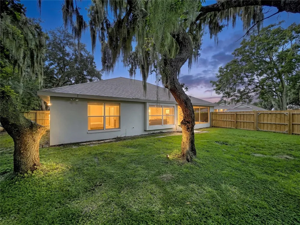 4012 THACKERY WAY Plant City, FL 33566