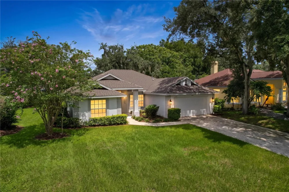 4012 THACKERY WAY Plant City, FL 33566
