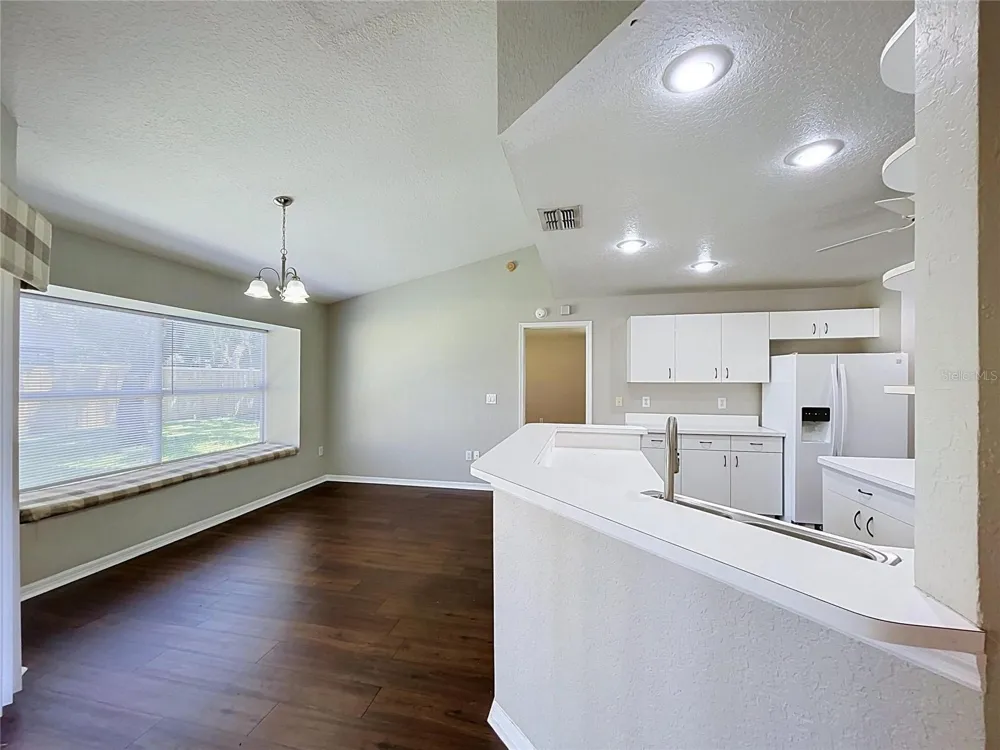 4012 THACKERY WAY Plant City, FL 33566