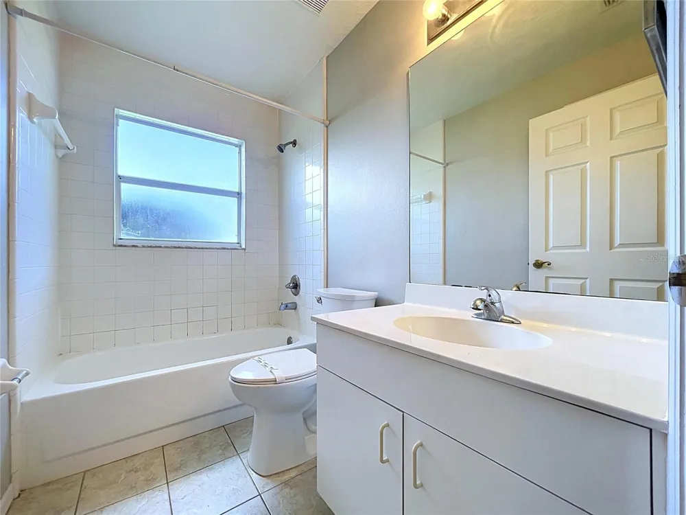 4012 THACKERY WAY Plant City, FL 33566