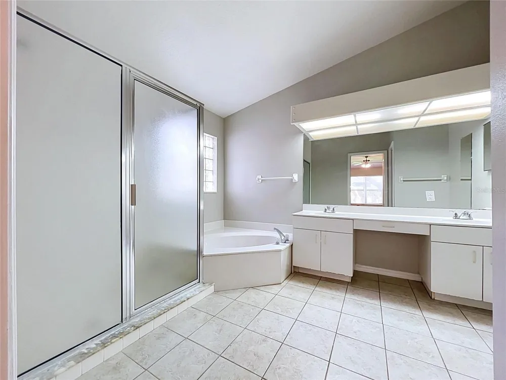 4012 THACKERY WAY Plant City, FL 33566