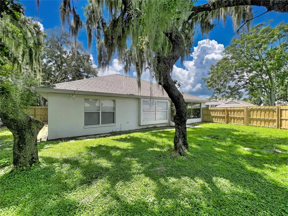 4012 THACKERY WAY Plant City, FL 33566