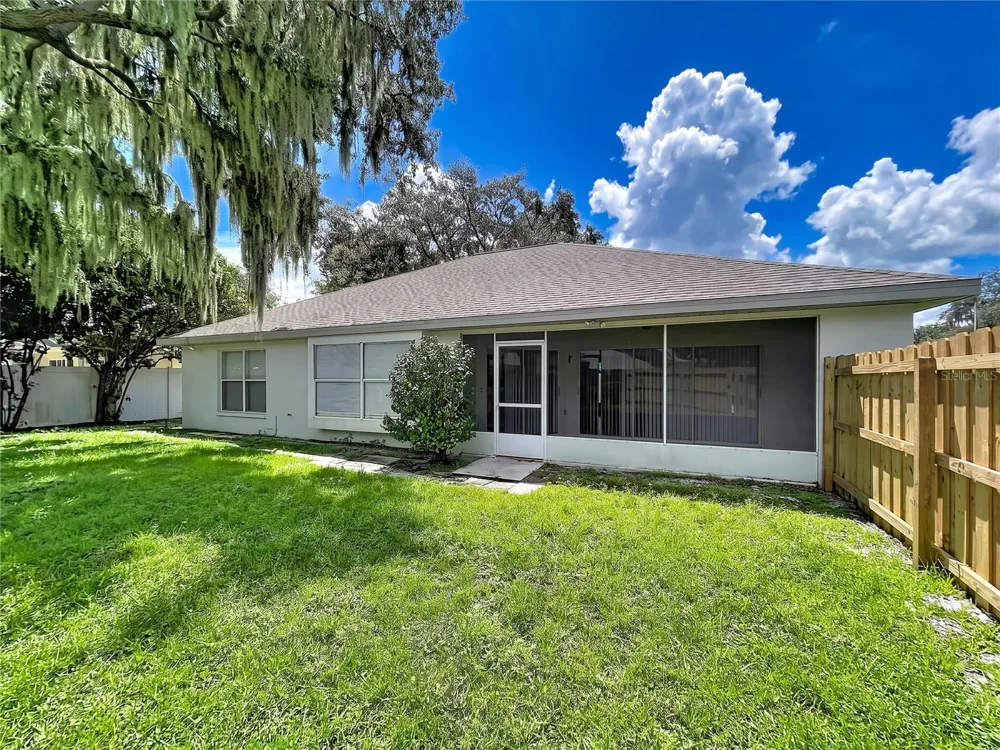 4012 THACKERY WAY Plant City, FL 33566