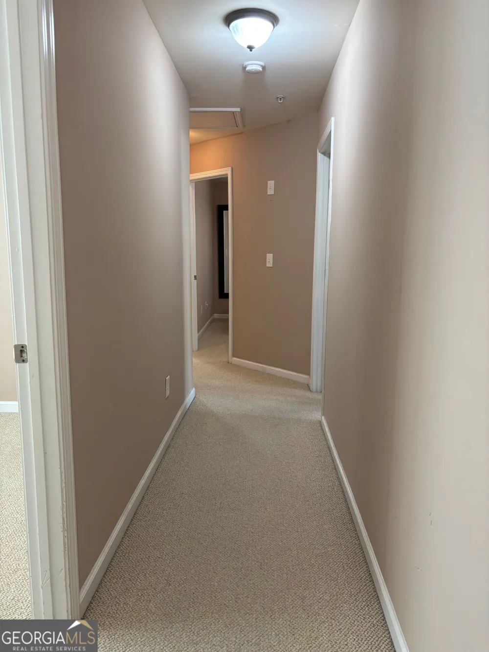 274 Balaban CIR Woodstock, GA 30188