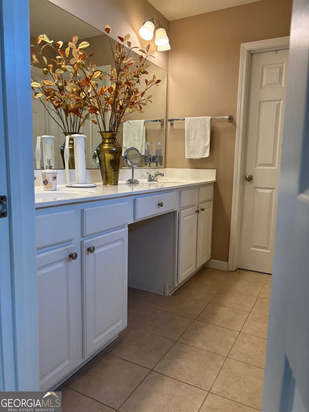 274 Balaban CIR Woodstock, GA 30188