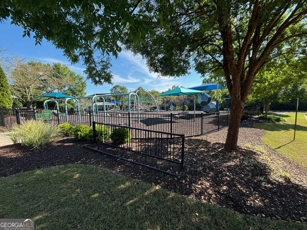 274 Balaban CIR Woodstock, GA 30188