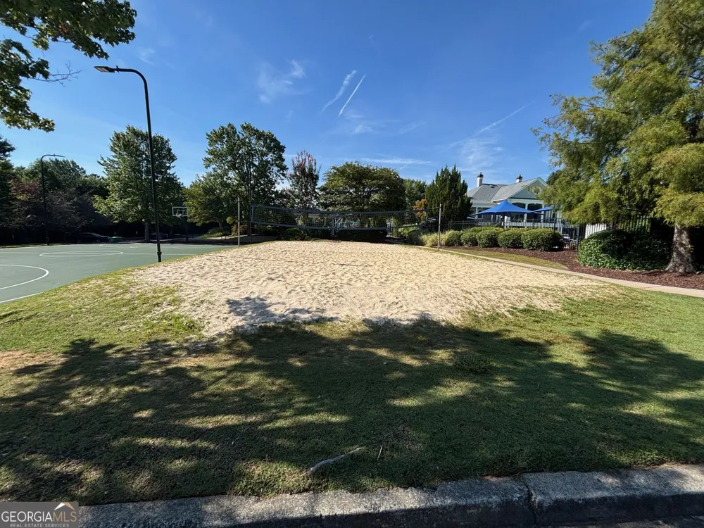 274 Balaban CIR Woodstock, GA 30188