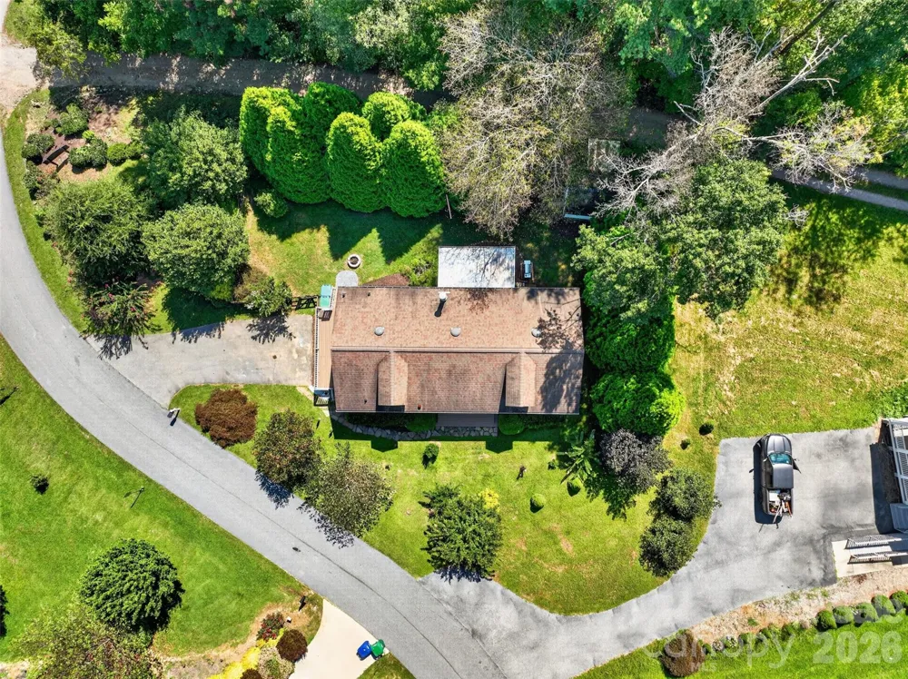 6 Enochs Way Fletcher, NC 28732