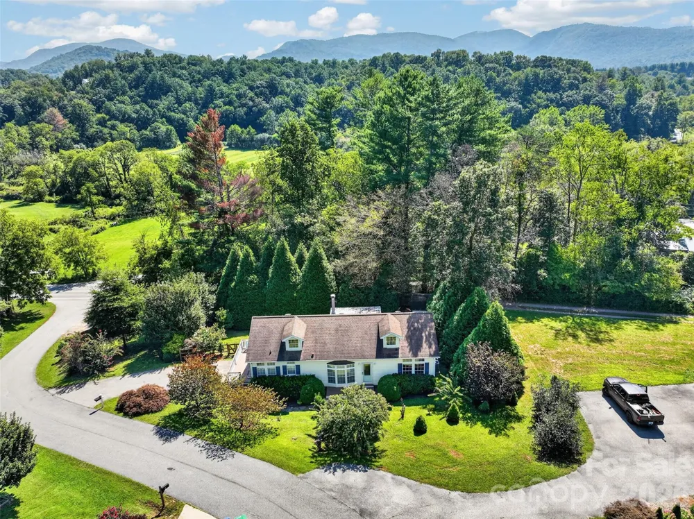 6 Enochs Way Fletcher, NC 28732