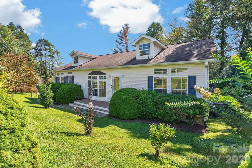 6 Enochs Way Fletcher, NC 28732