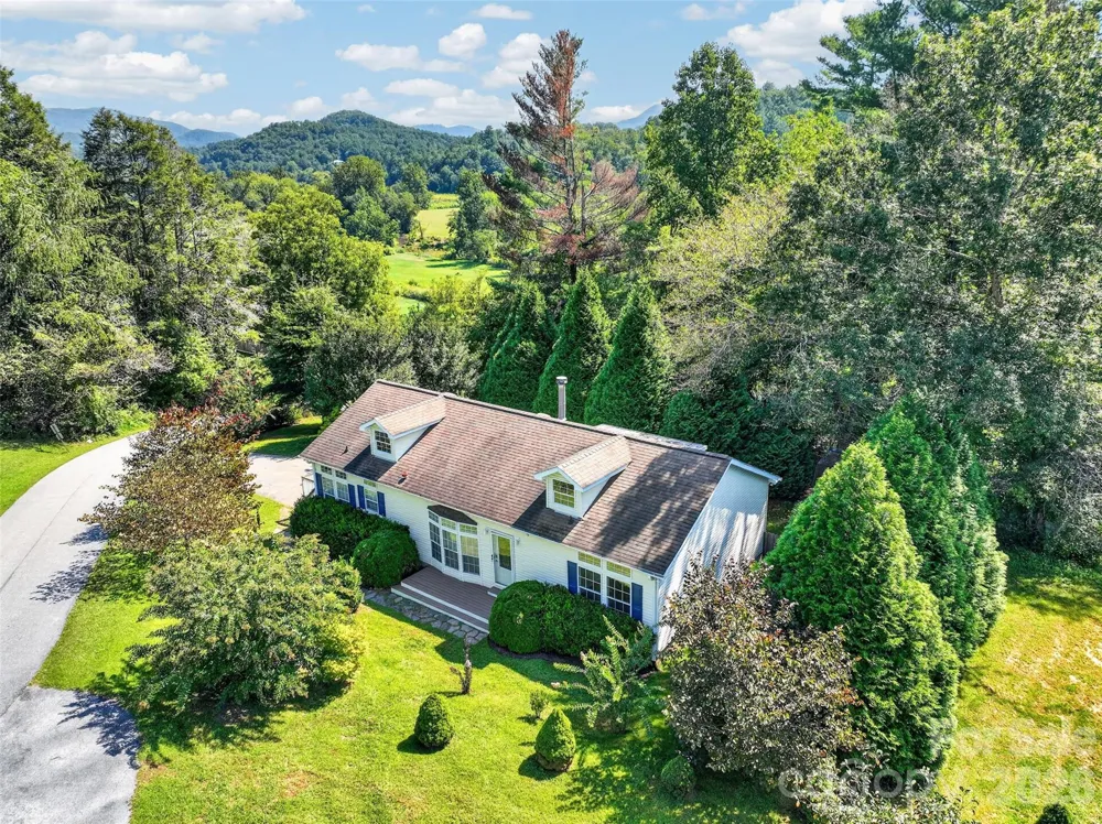 6 Enochs Way Fletcher, NC 28732