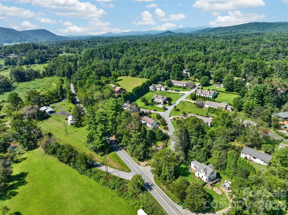 6 Enochs Way Fletcher, NC 28732