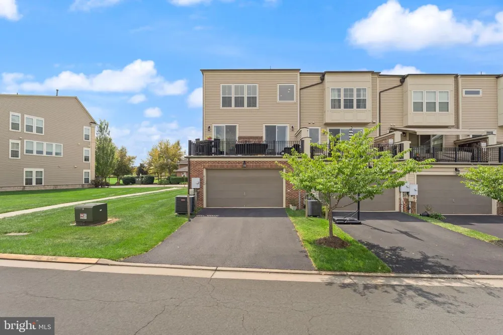 42248 PALLADIAN BLUE TERRACE Brambleton, VA 20148