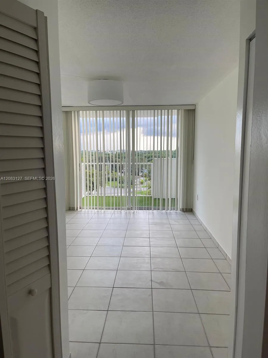 1200 NE Miami Gardens Dr #803W Miami, FL 33179