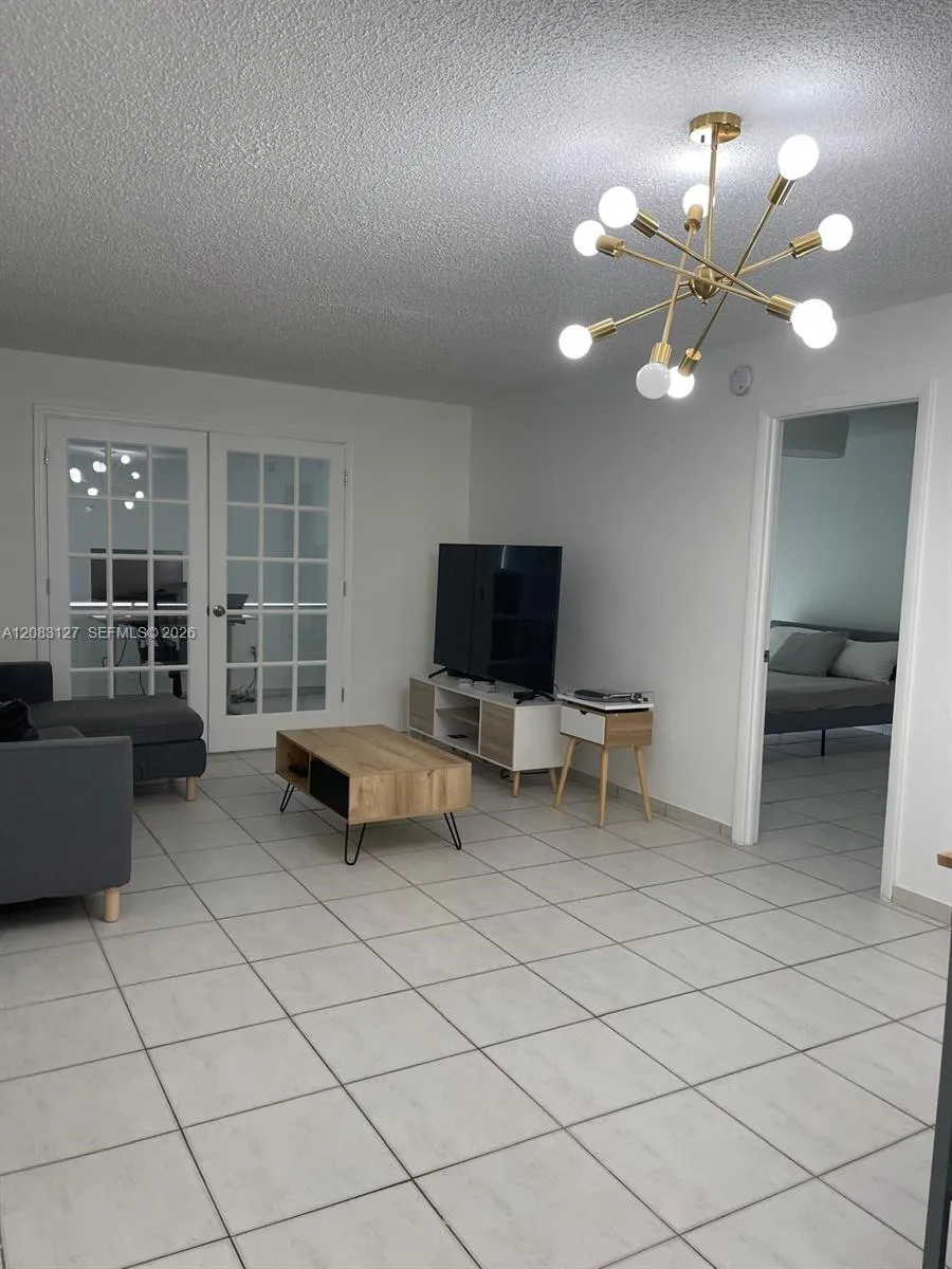 1200 NE Miami Gardens Dr #803W Miami, FL 33179
