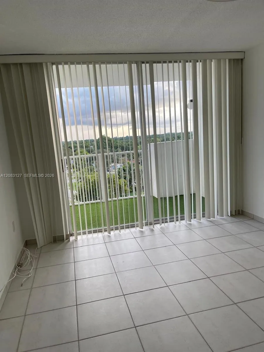 1200 NE Miami Gardens Dr #803W Miami, FL 33179