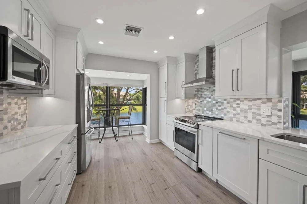 16695 TRADERS Crossing #218 Jupiter, FL 33477