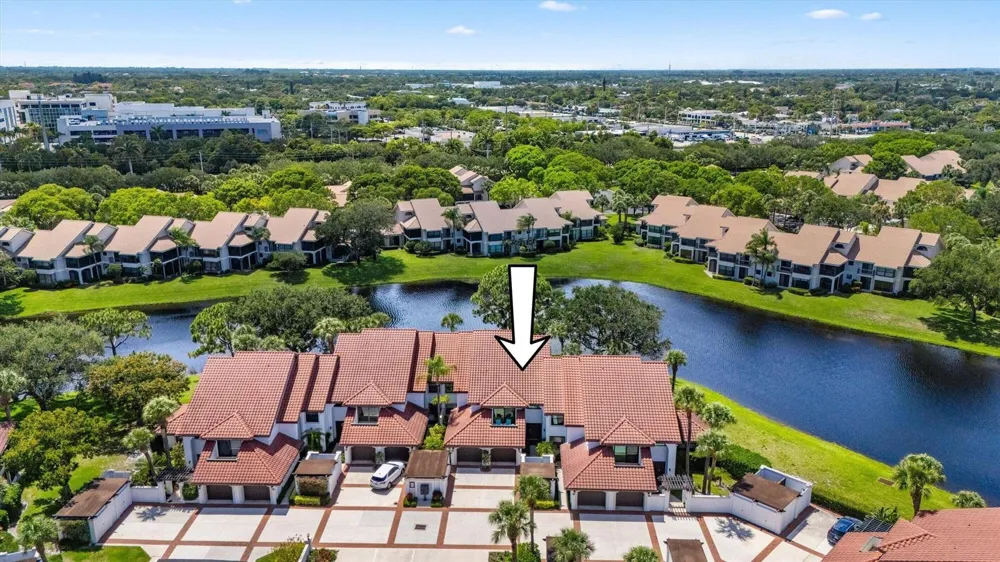 16695 TRADERS Crossing #218 Jupiter, FL 33477