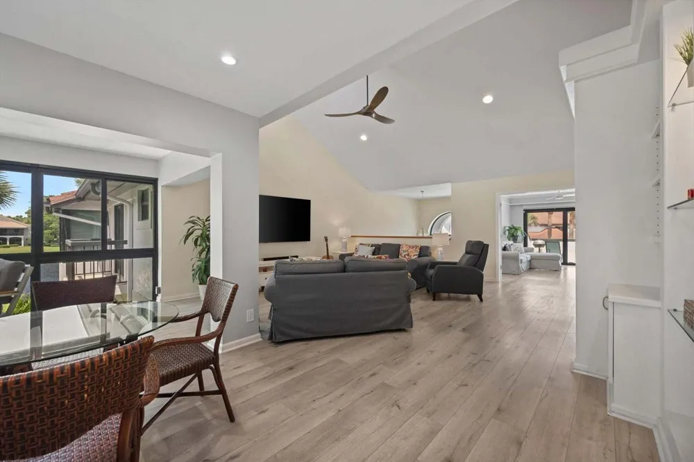 16695 TRADERS Crossing #218 Jupiter, FL 33477