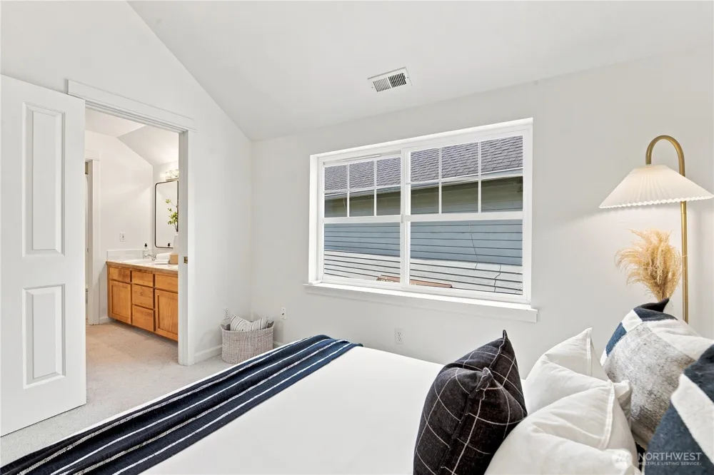 6513 24th Avenue NE #A Seattle, WA 98115