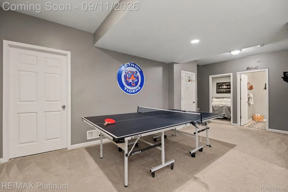 57275 Waterway Court Lyon Charter Township, MI 48165