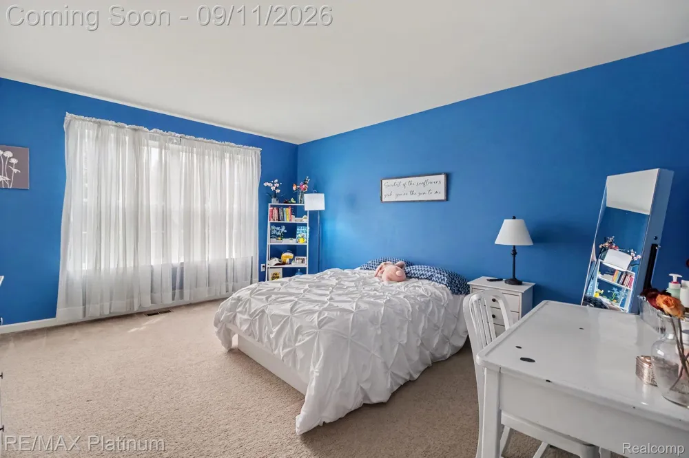 57275 Waterway Court Lyon Charter Township, MI 48165