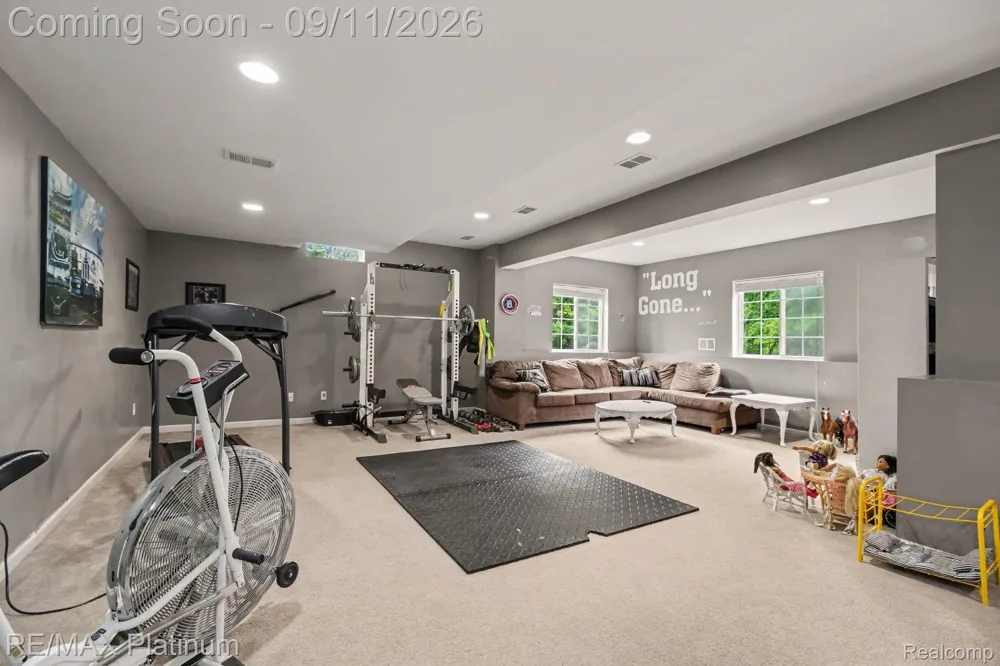 57275 Waterway Court Lyon Charter Township, MI 48165