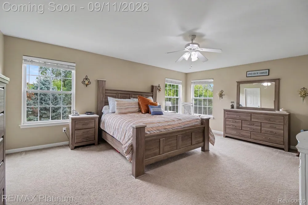 57275 Waterway Court Lyon Charter Township, MI 48165