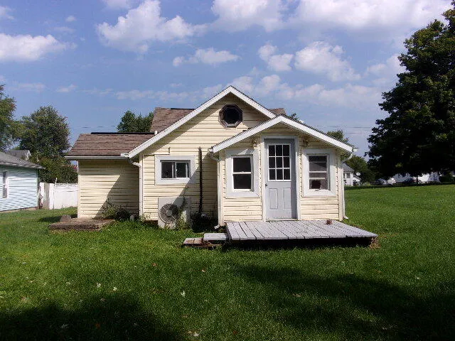 205 W Center Street Waldron Village, MI 49288
