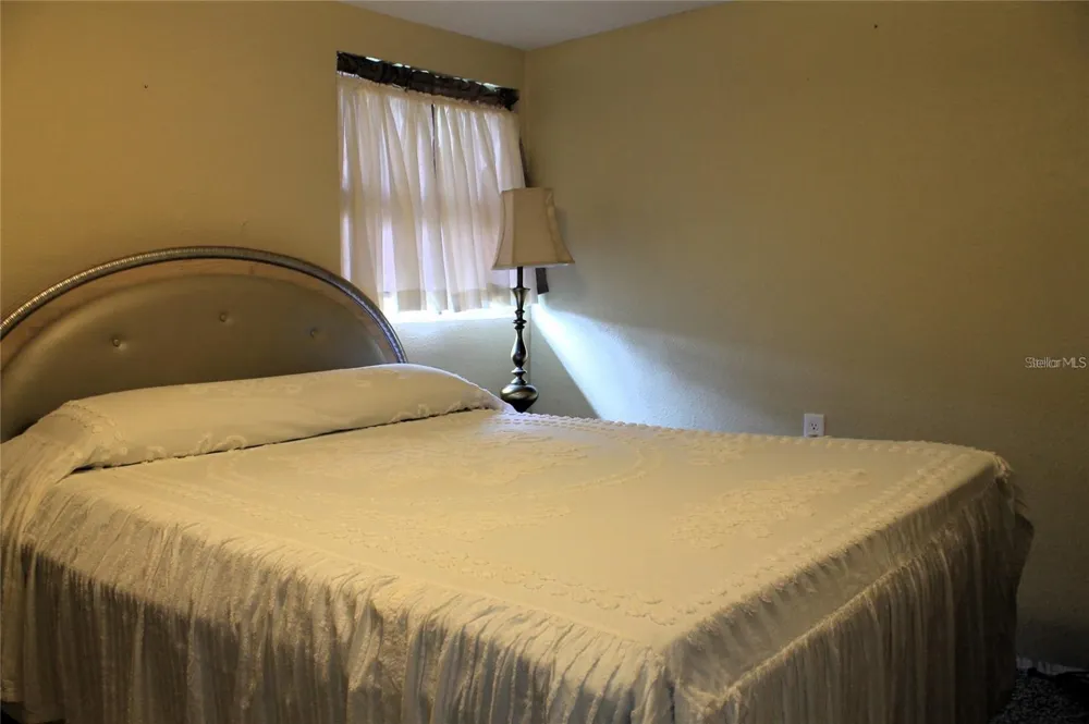 3046 SPIRIT LAKE DRIVE Winter Haven, FL 33880