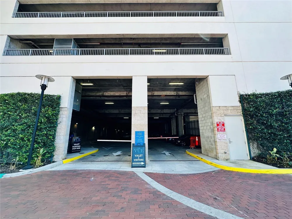 150 E ROBINSON STREET #1909 Orlando, FL 32801