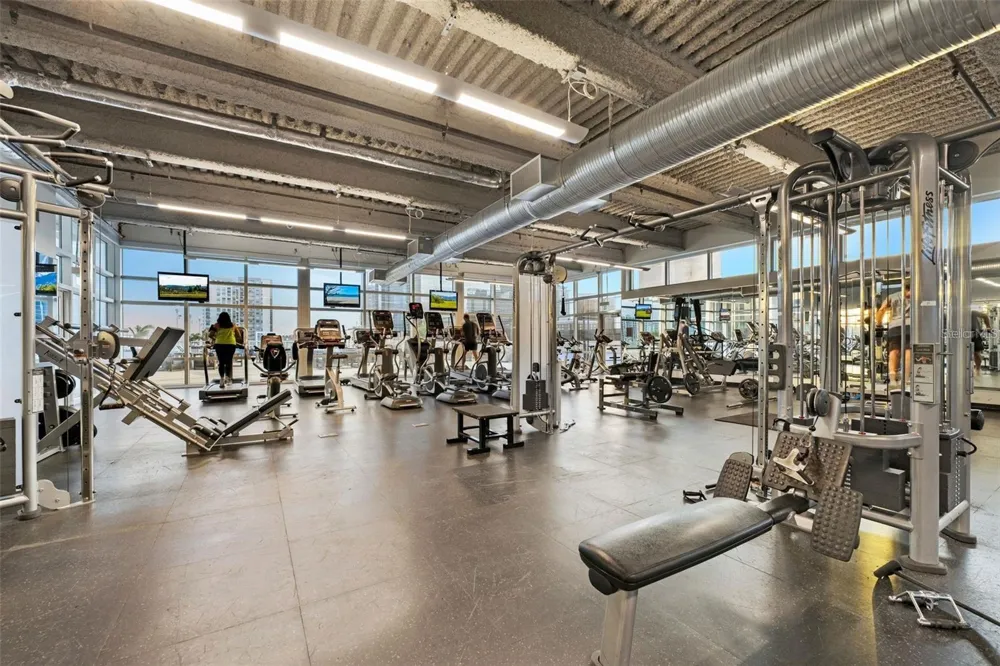 150 E ROBINSON STREET #1909 Orlando, FL 32801