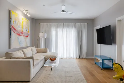 3600 S Lamar Boulevard #116