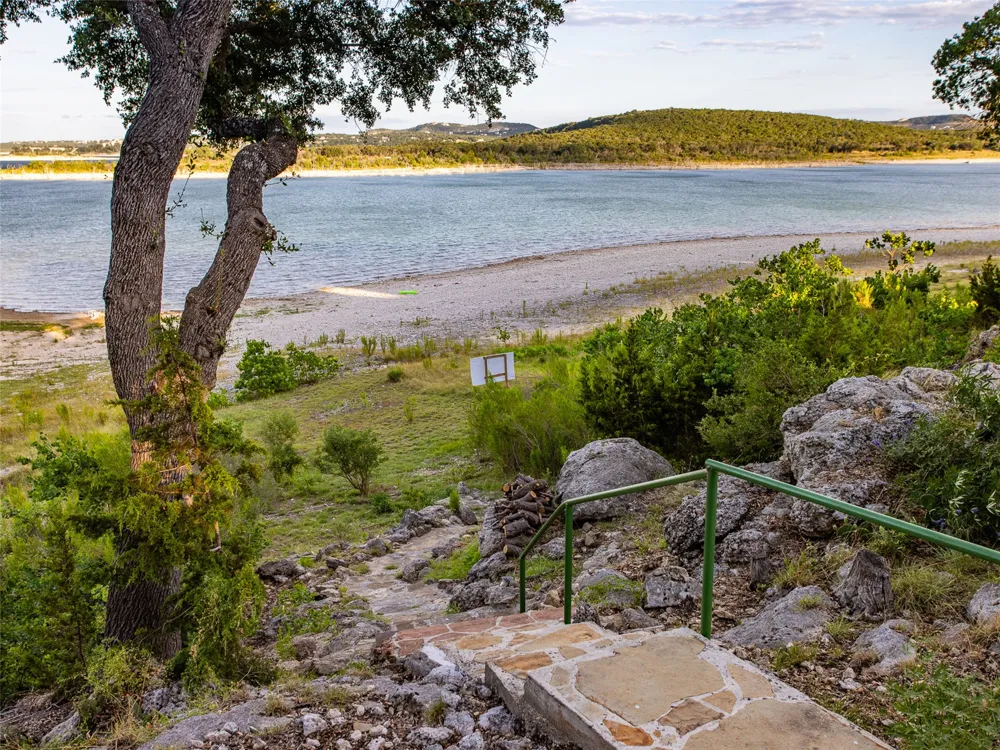 874 Lakebreeze Drive Canyon Lake, TX 78133