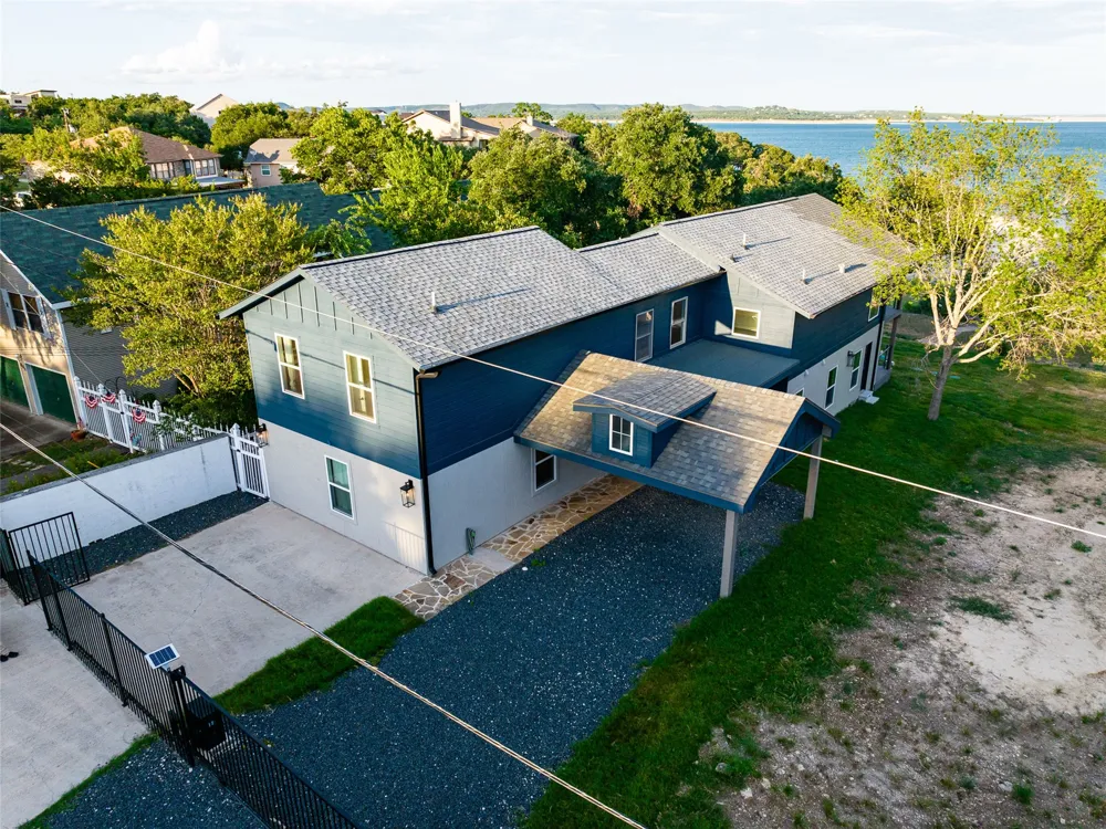 874 Lakebreeze Drive Canyon Lake, TX 78133