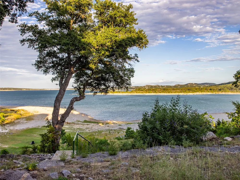 874 Lakebreeze Drive Canyon Lake, TX 78133